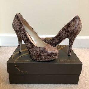 Enzo Angiolini Brown Snake Patterned Heel